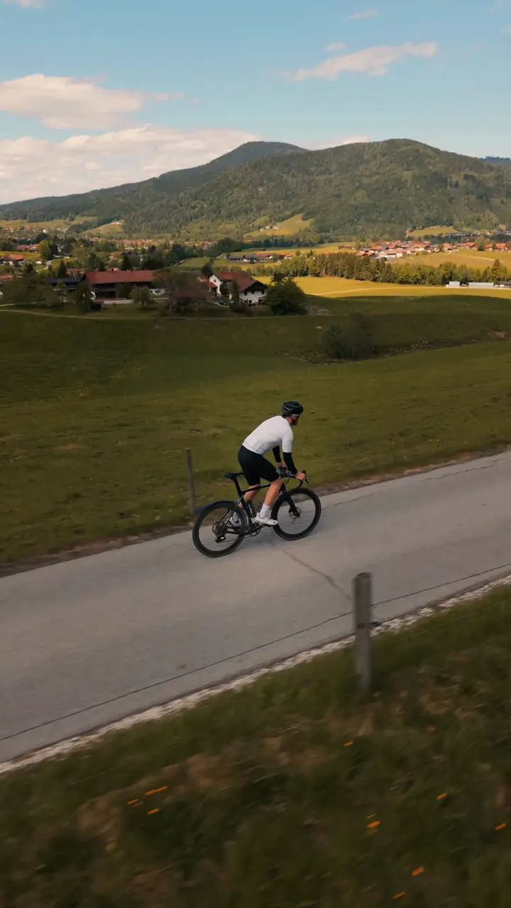 Hans-Jörg Stolz beim Radtraining im Chiemgau